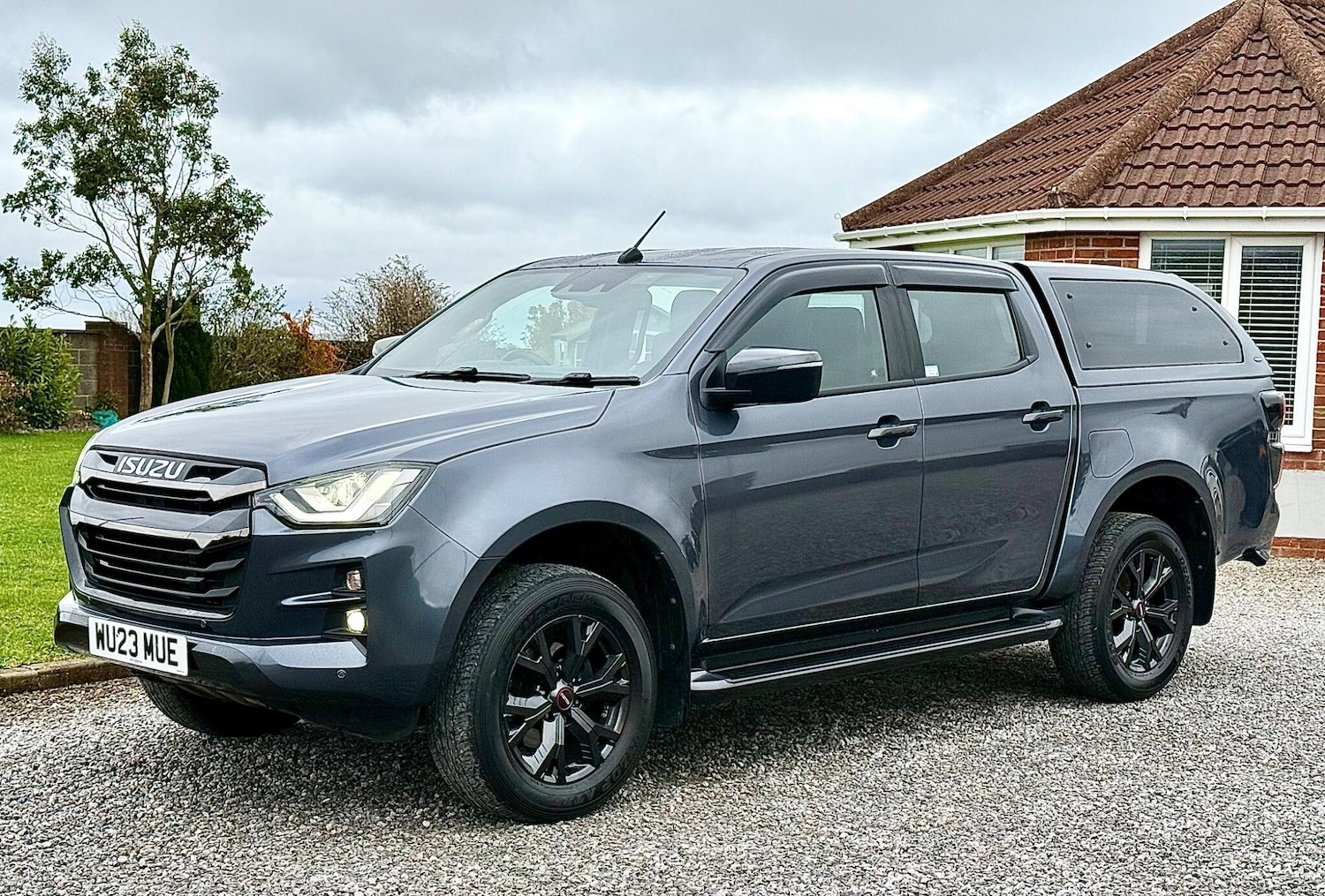 Used Isuzu D-Max 2023 for sale - 76608410: Photo 6