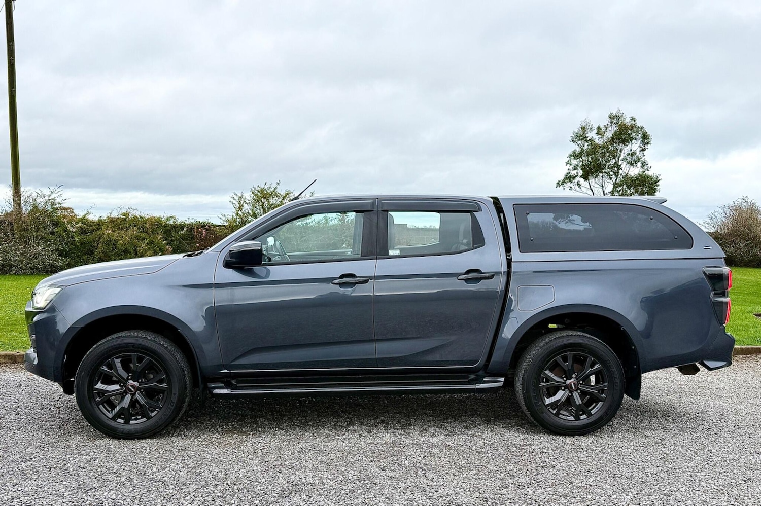 Used Isuzu D-Max 2023 for sale - 76608410: Photo 9