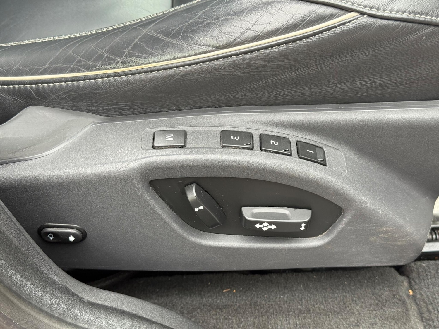 Used Volvo XC60 2014 for sale - 76608129: Photo 27