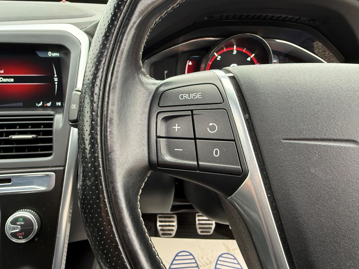 Used Volvo XC60 2014 for sale - 76608129: Photo 49