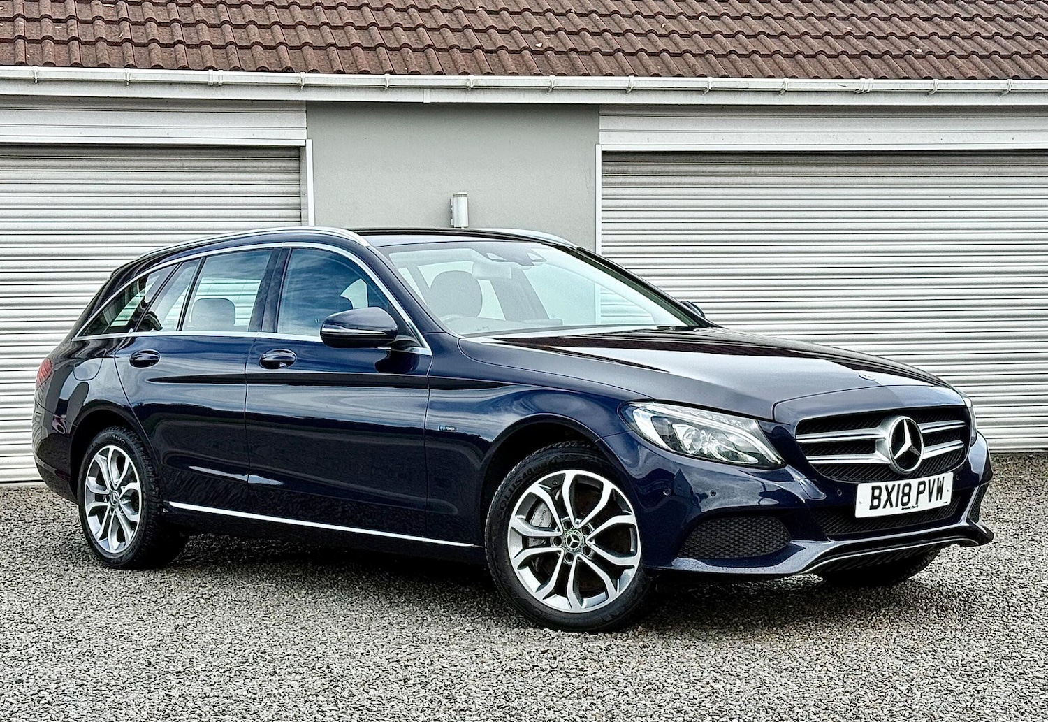 Used Mercedes-Benz C Class 2018 for sale - 76607964: Photo 1