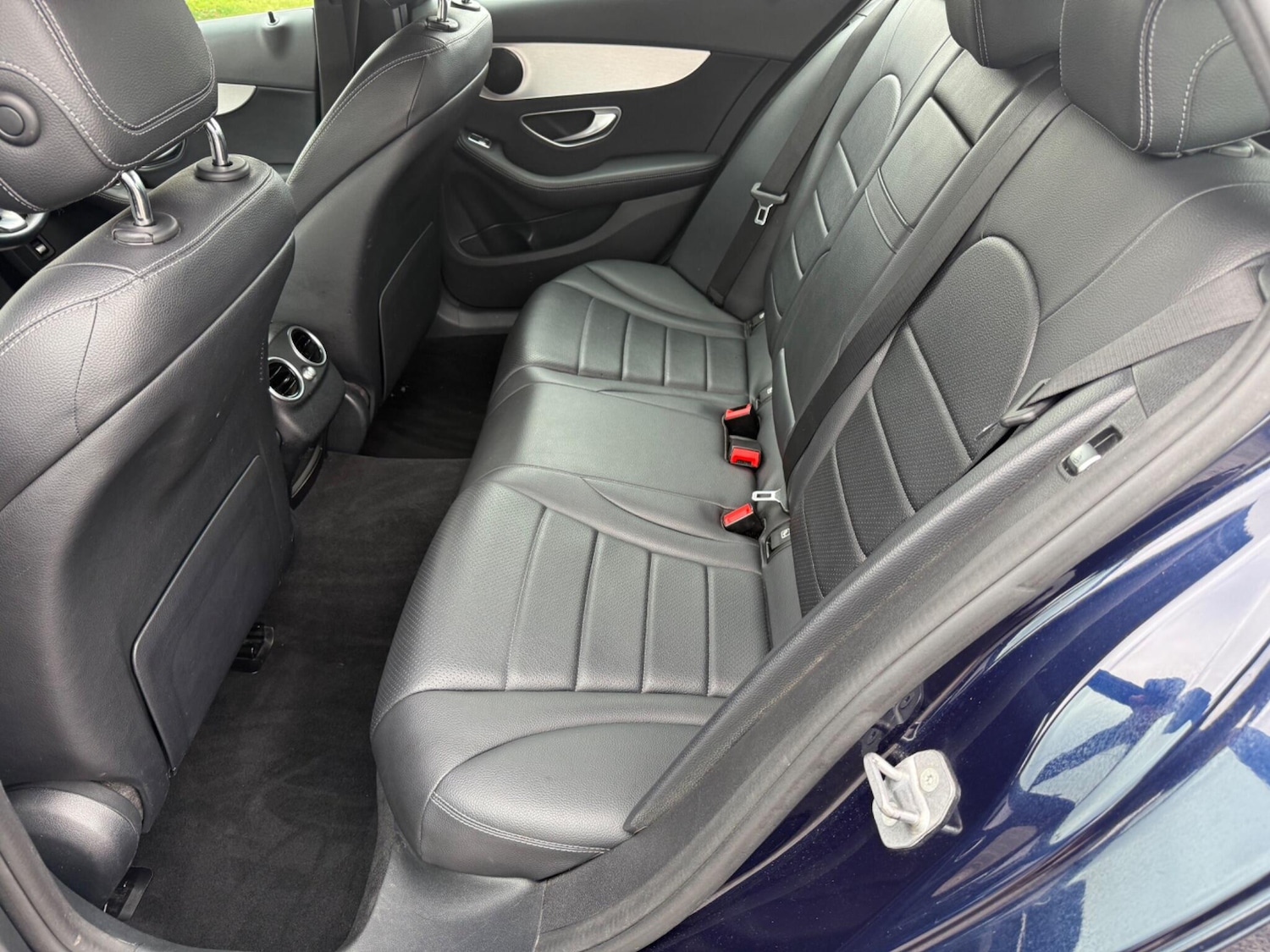 Used Mercedes-Benz C Class 2018 for sale - 76607964: Photo 30