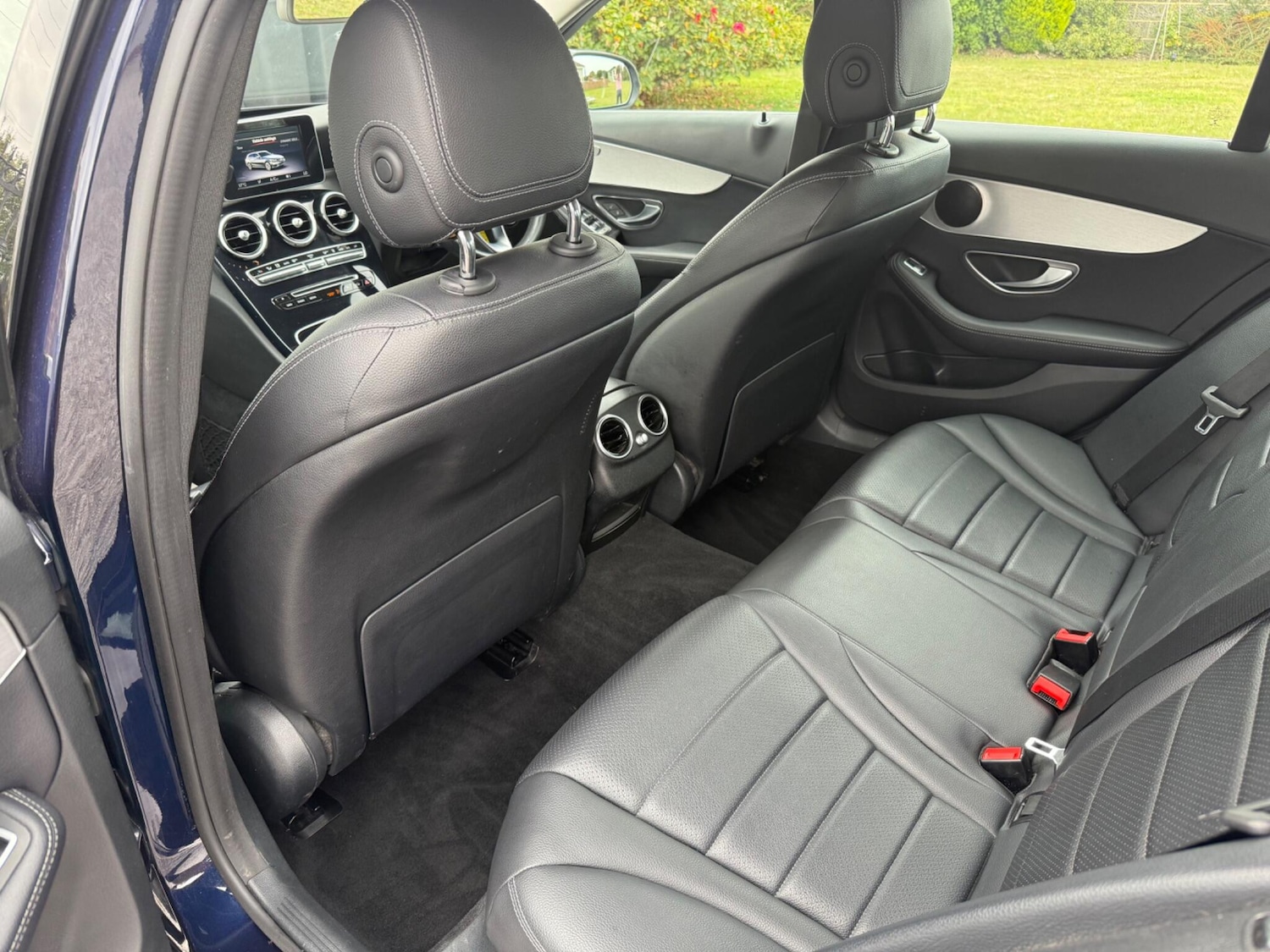 Used Mercedes-Benz C Class 2018 for sale - 76607964: Photo 31