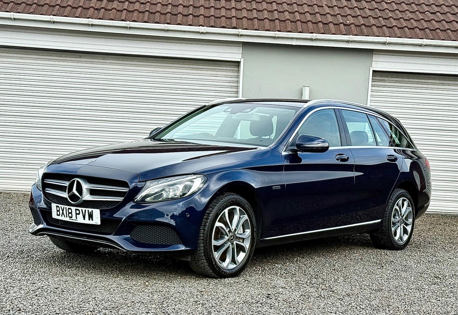 Used Mercedes-Benz C Class 2018 for sale - 76607964: Photo 8