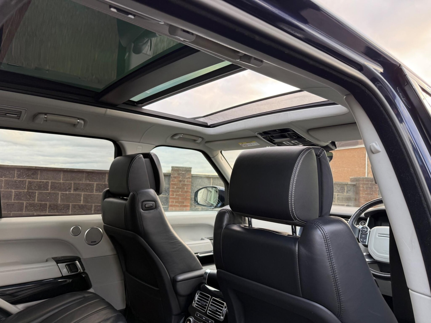 Used Land Rover Range Rover 2017 for sale - 76607214: Photo 35