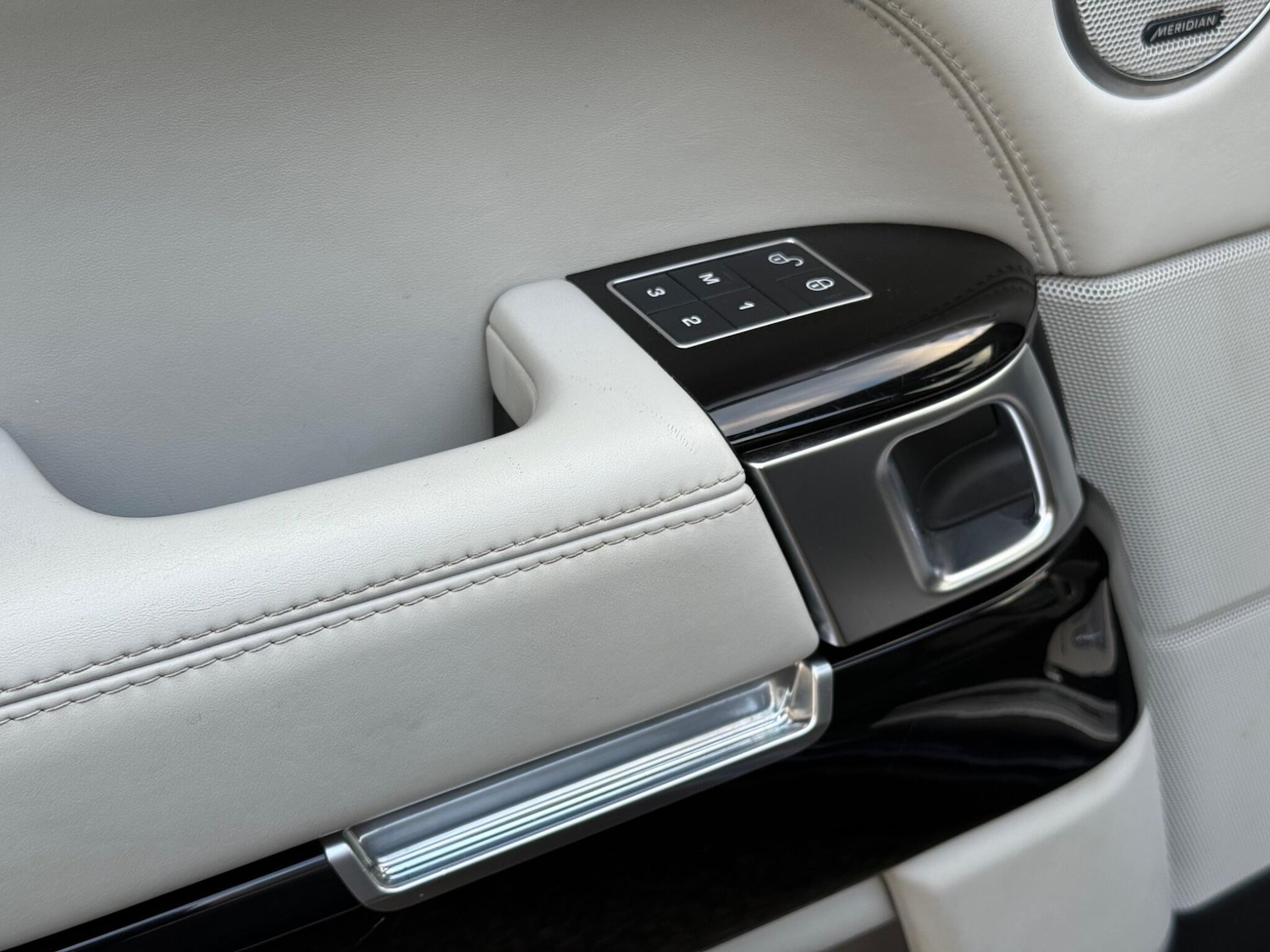 Used Land Rover Range Rover 2017 for sale - 76607214: Photo 65