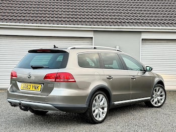Used Volkswagen Passat 2013 for sale - 76850204: Photo
