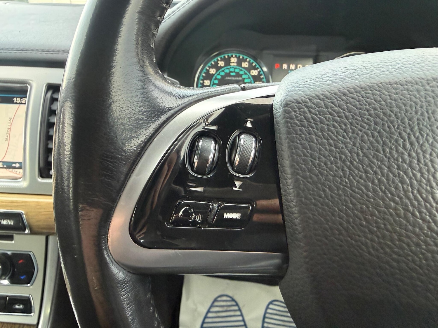 Used Jaguar XF 2014 for sale - 77626282: Photo 42