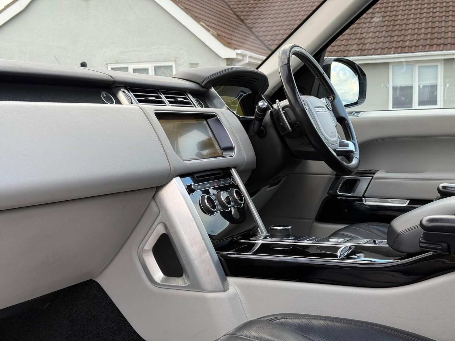 Used Land Rover Range Rover 2017 for sale - 77290710: Photo 2