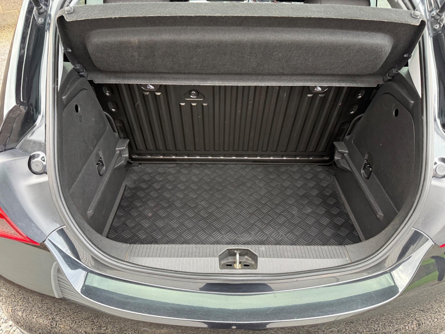 Used Vauxhall Corsa 2015 for sale - 76607425: Photo 27