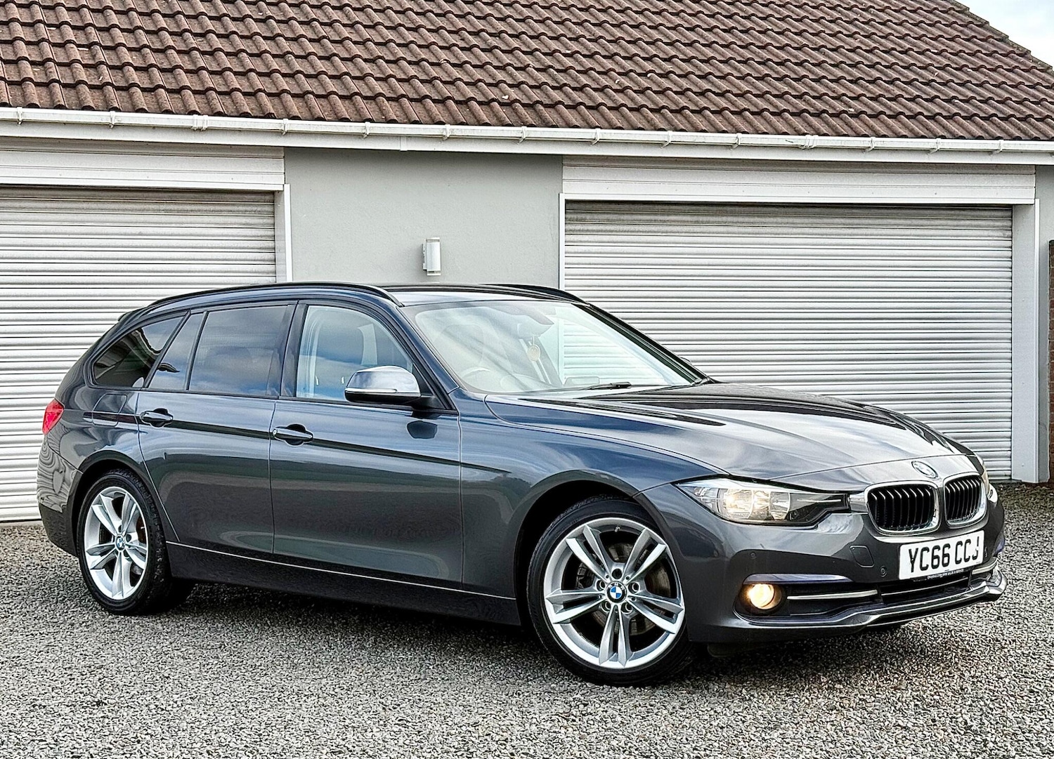 Used BMW 3 Series 2016 for sale - 76607944: Photo 1