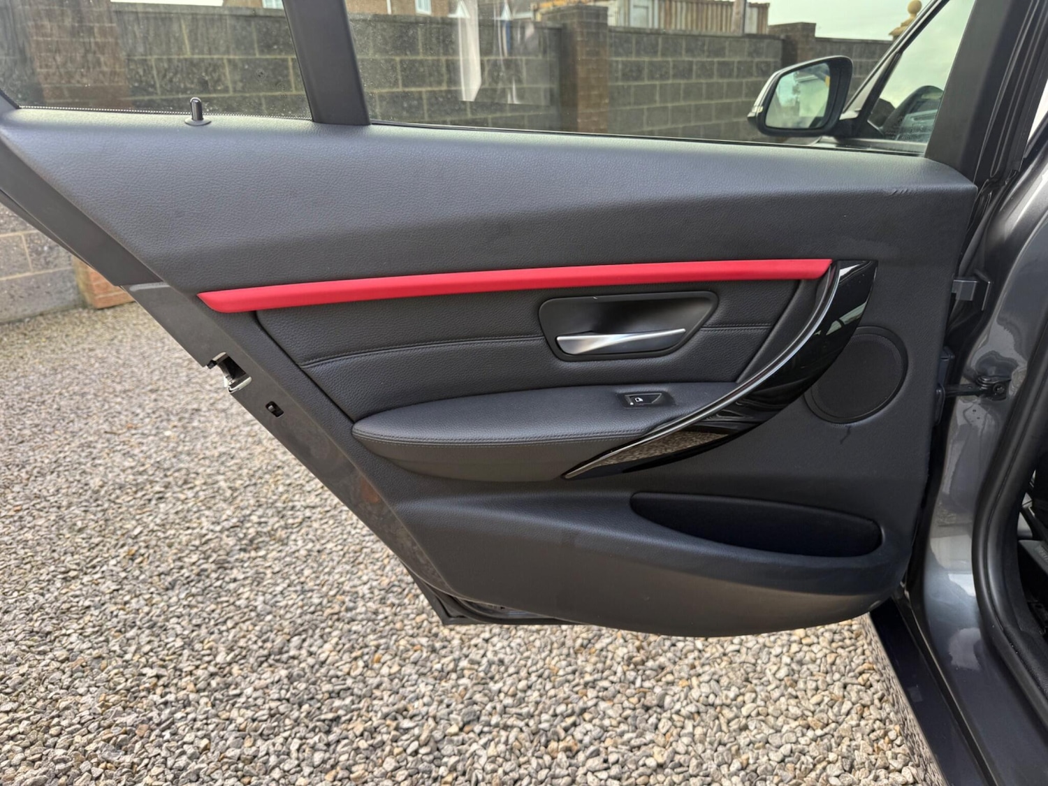 Used BMW 3 Series 2016 for sale - 76607944: Photo 33