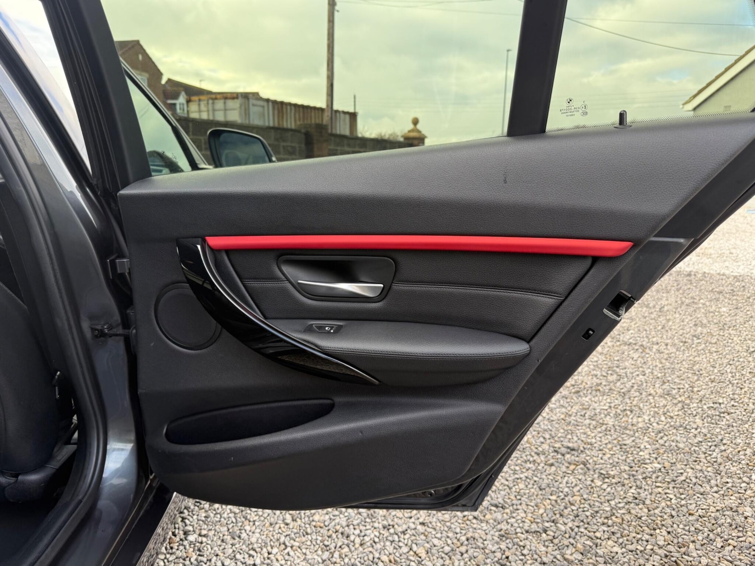 Used BMW 3 Series 2016 for sale - 76607944: Photo 34