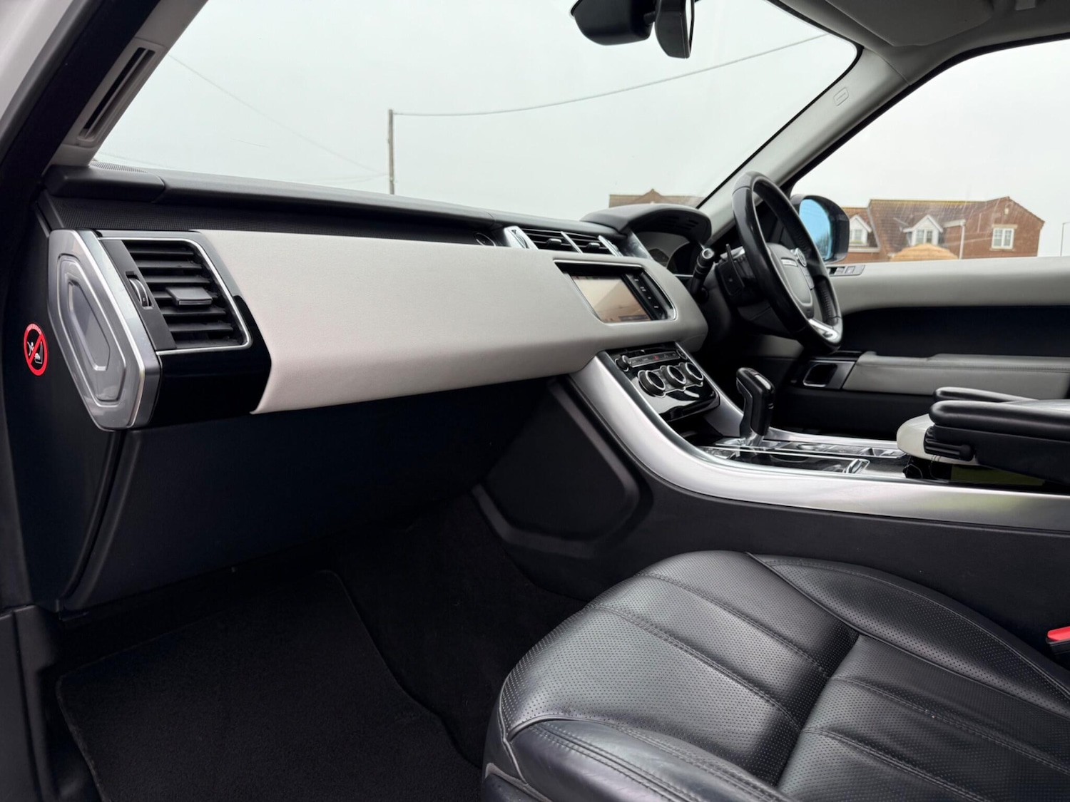 Used Land Rover Range Rover Sport 2013 for sale - 76990791: Photo 2