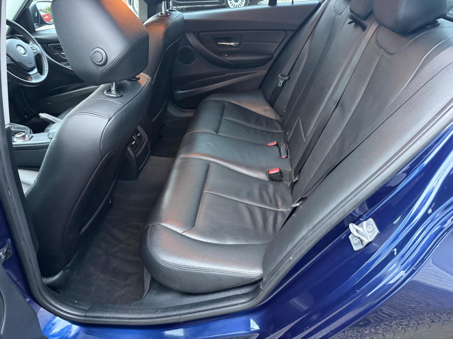 Used BMW 3 Series 2016 for sale - 76608457: Photo 28