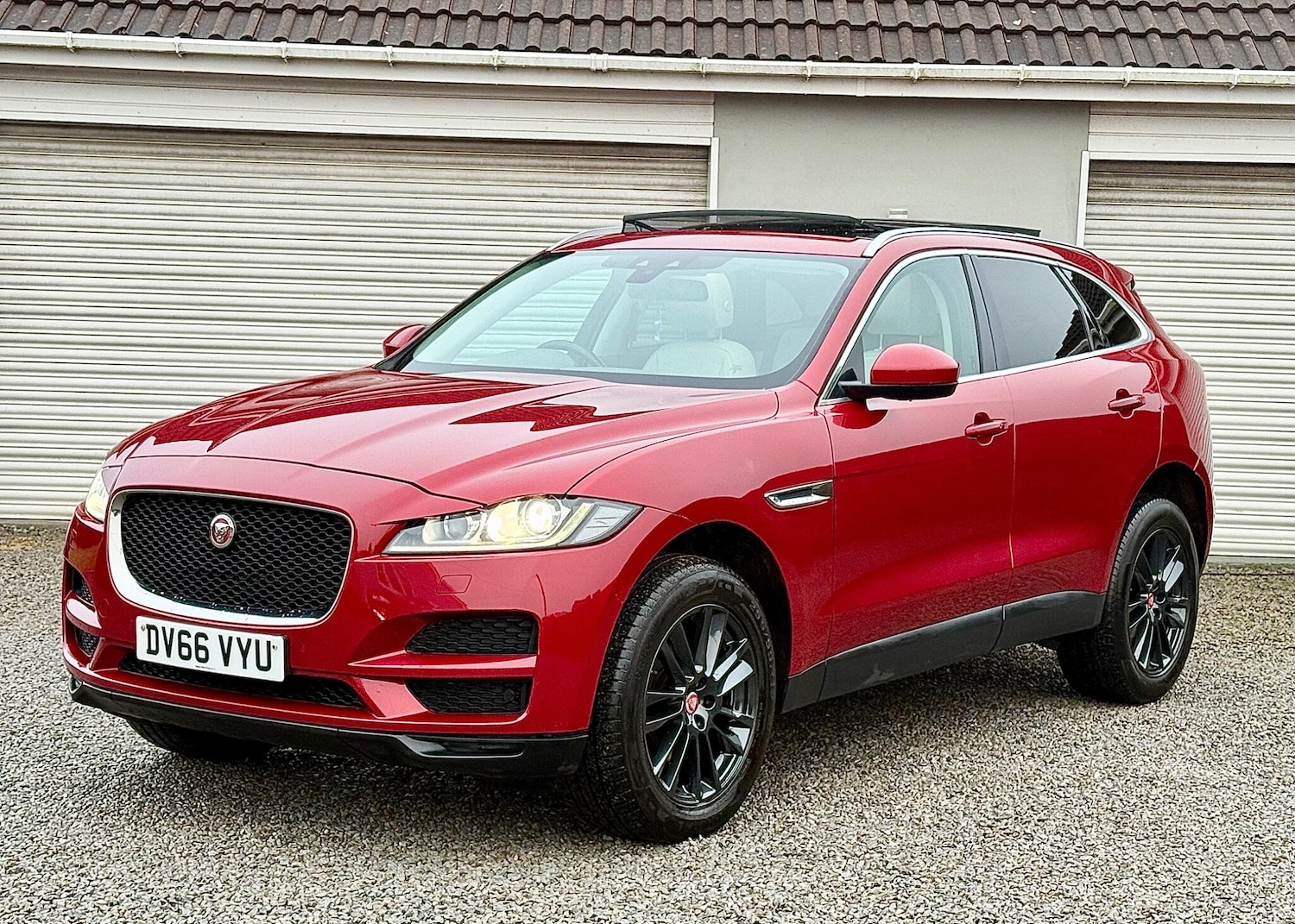 Used Jaguar F-Pace 2016 for sale - 77255440: Photo 10