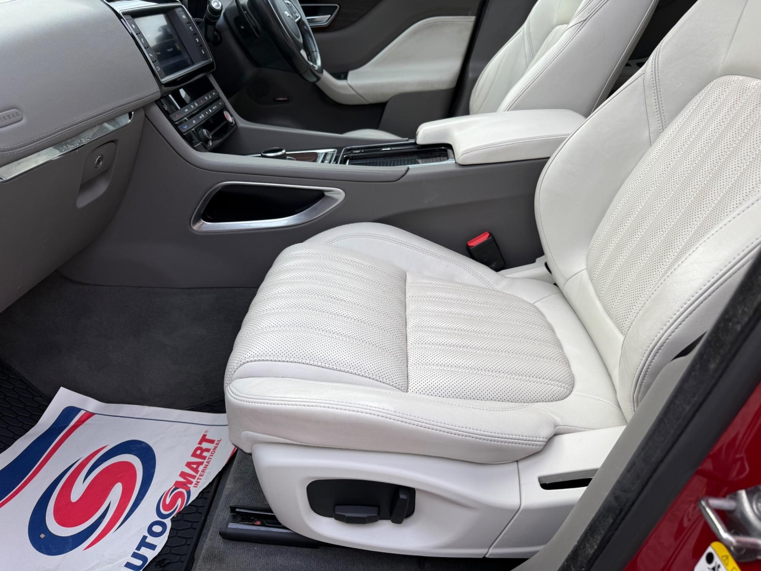 Used Jaguar F-Pace 2016 for sale - 77255440: Photo 20