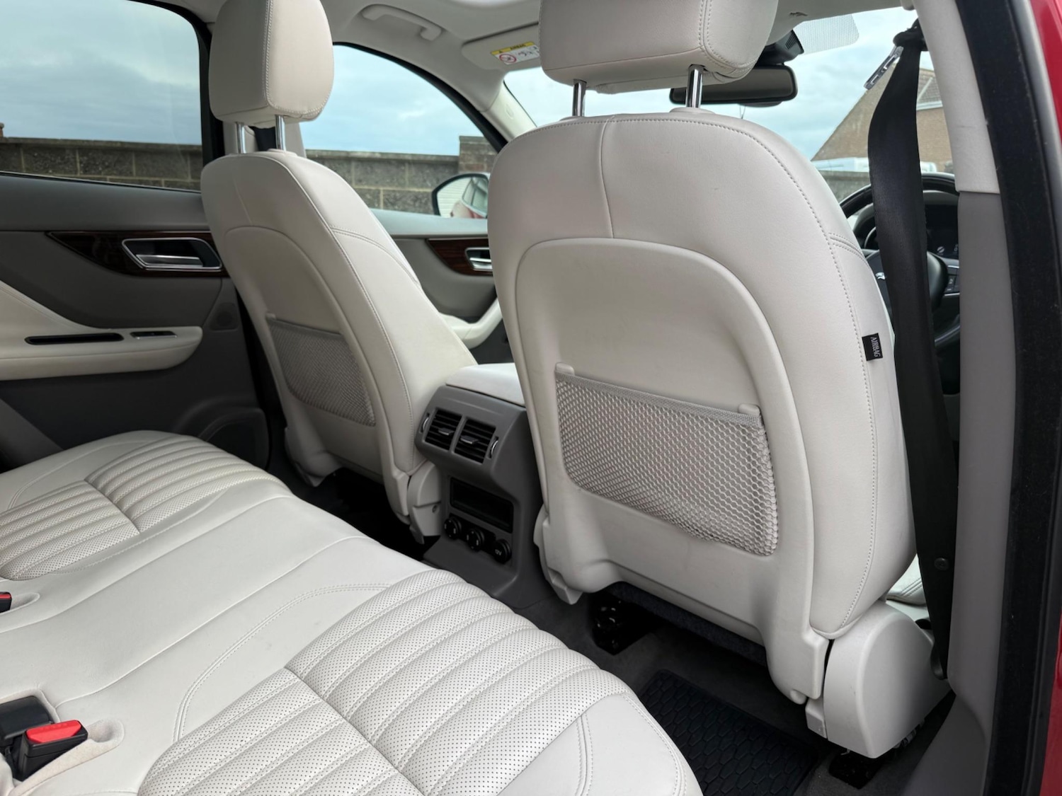 Used Jaguar F-Pace 2016 for sale - 77255440: Photo 31