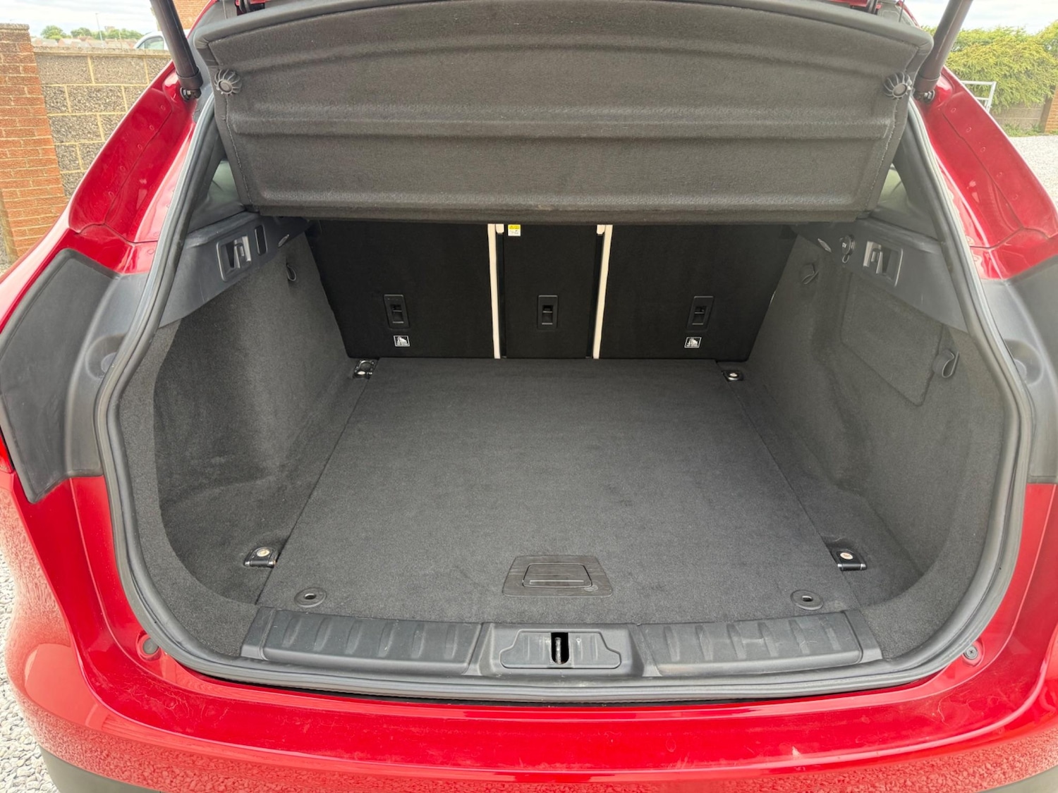 Used Jaguar F-Pace 2016 for sale - 77255440: Photo 33