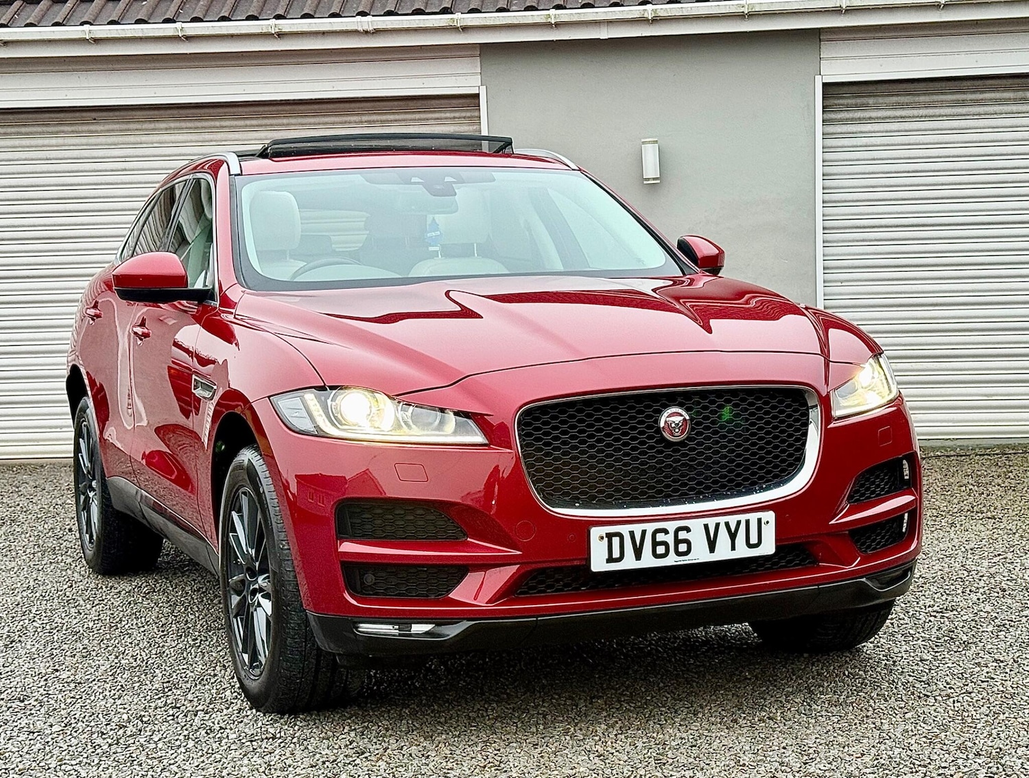 Used Jaguar F-Pace 2016 for sale - 77255440: Photo 7