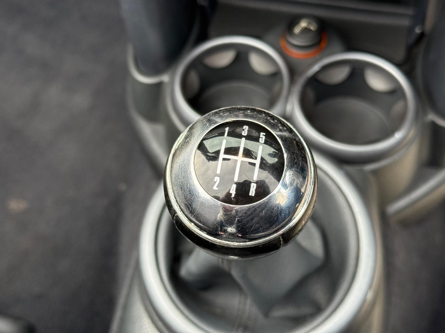 Used MINI Convertible 2004 for sale - 76607702: Photo 32