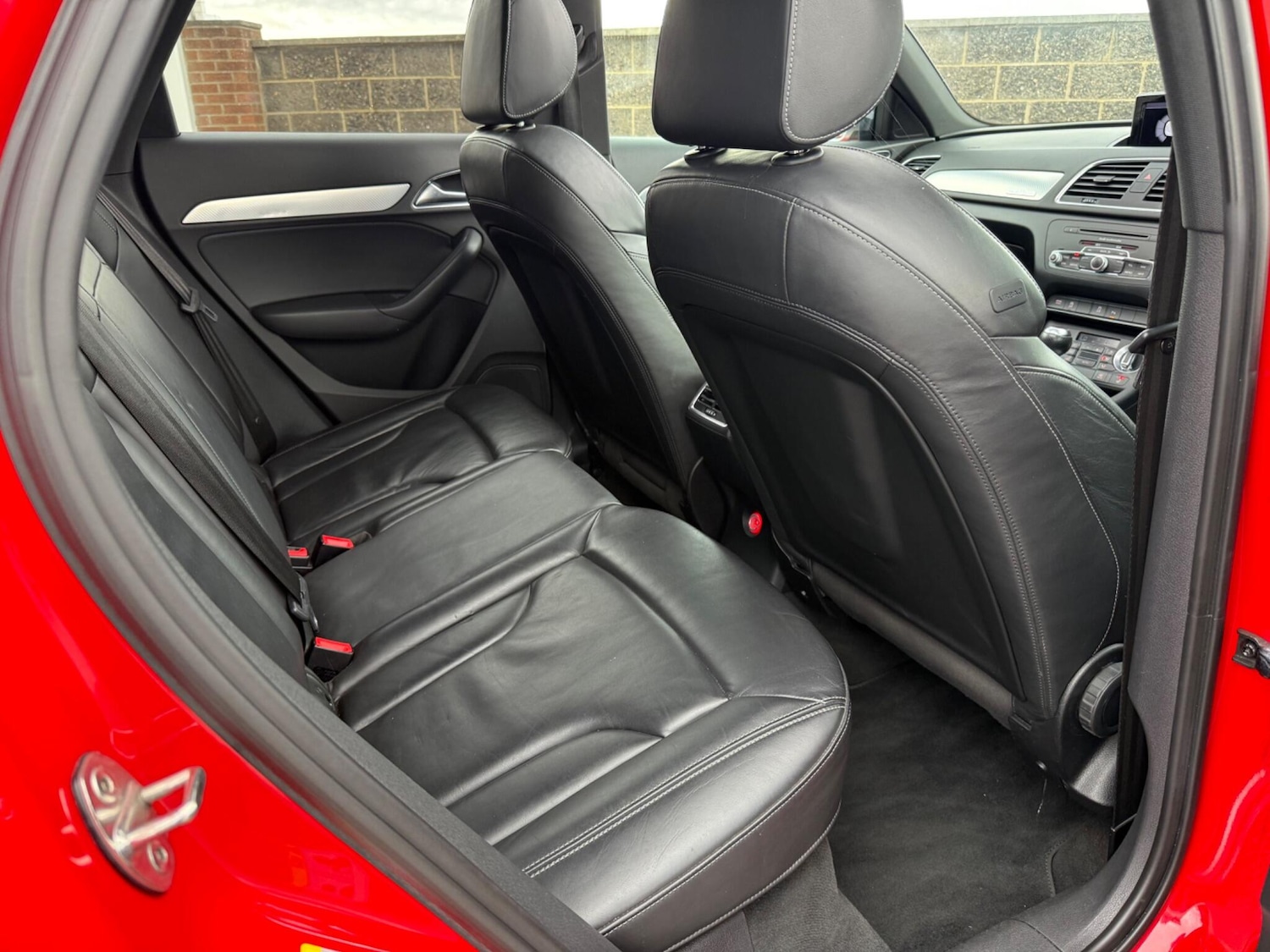 Used Audi RS Q3 2014 for sale - 76608147: Photo 32