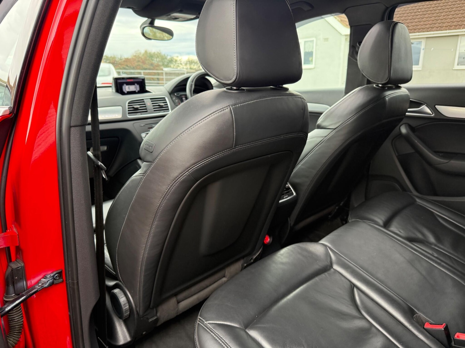 Used Audi RS Q3 2014 for sale - 76608147: Photo 34