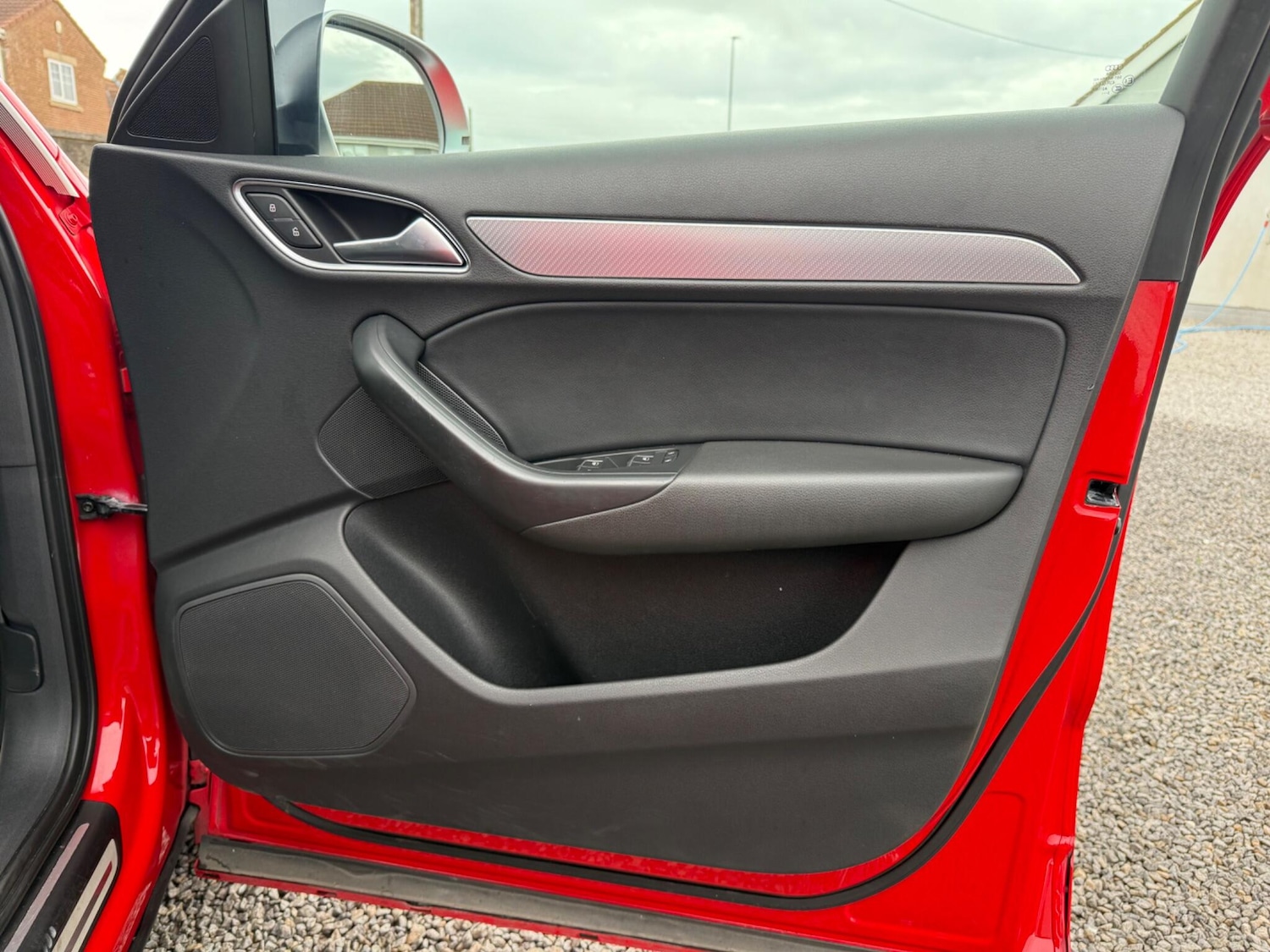 Used Audi RS Q3 2014 for sale - 76608147: Photo 38