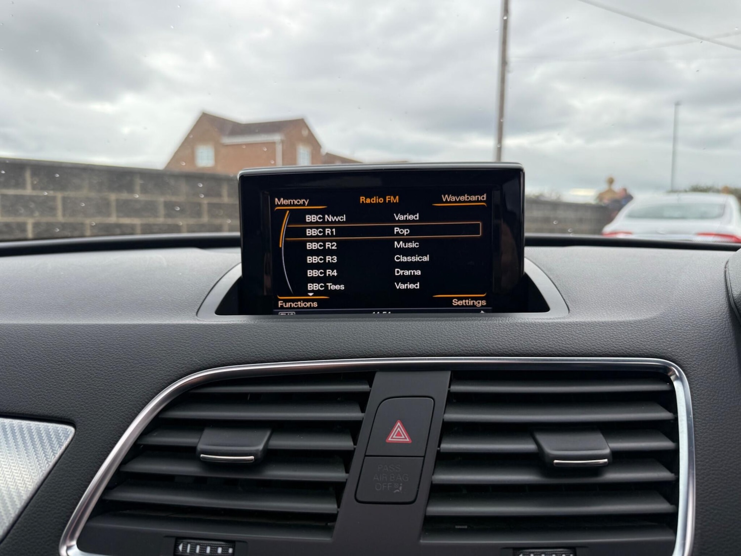 Used Audi RS Q3 2014 for sale - 76608147: Photo 42