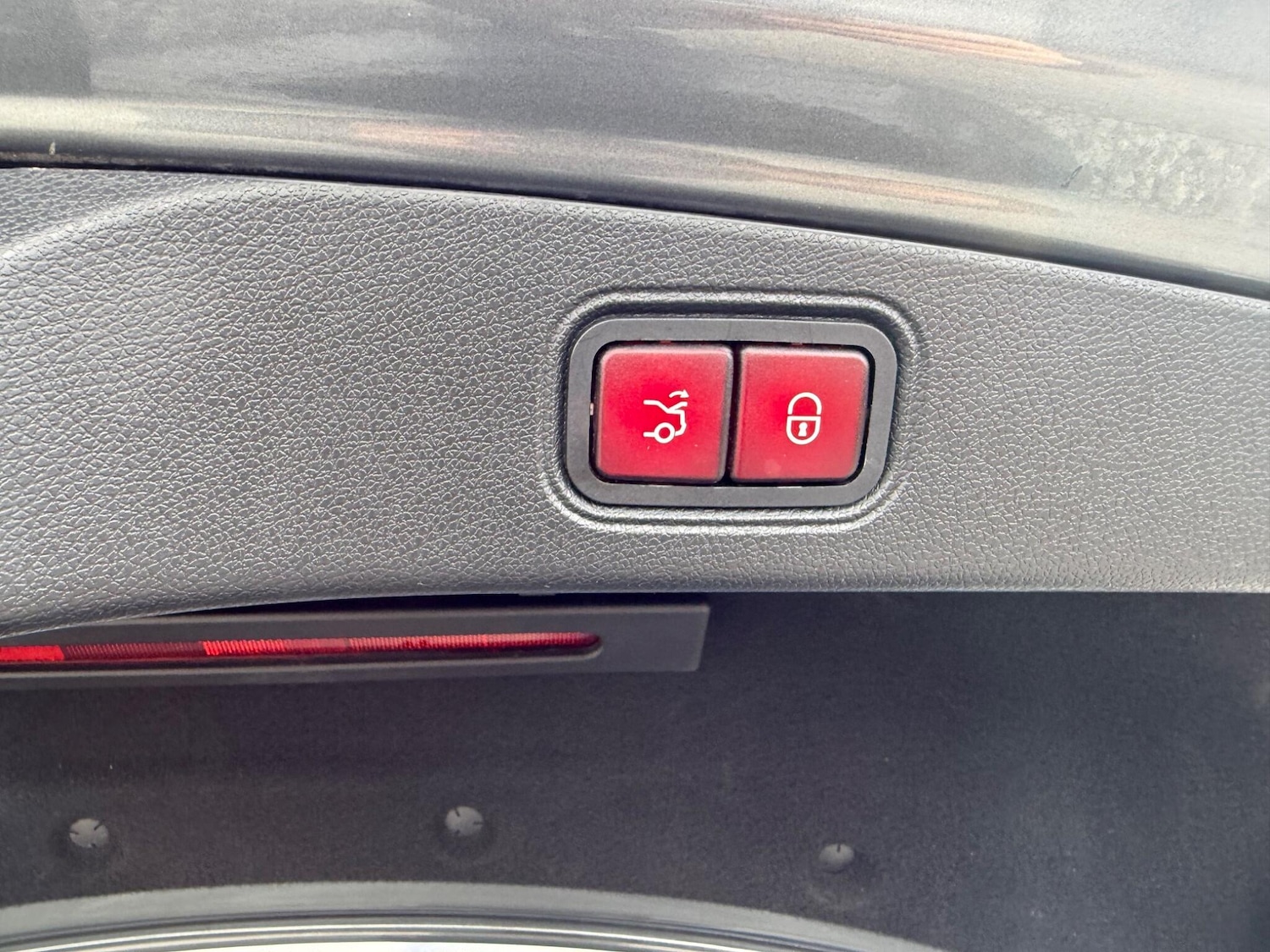 Used Mercedes-Benz E Class 2018 for sale - 77625313: Photo 36