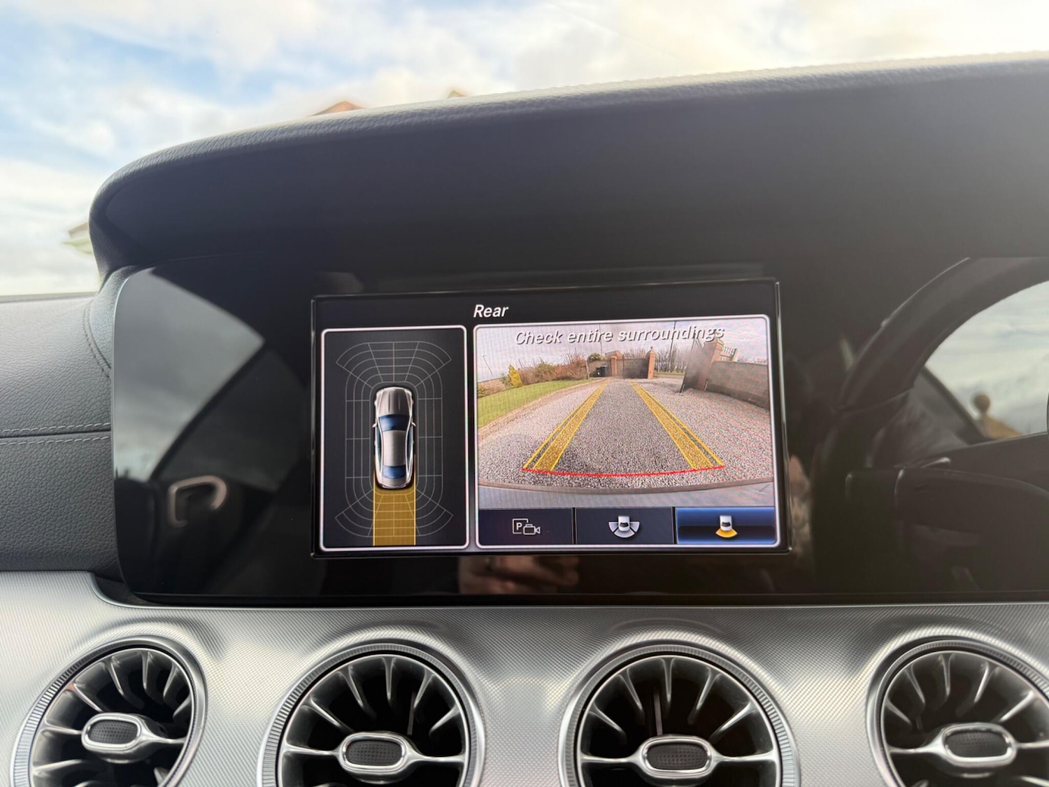 Used Mercedes-Benz E Class 2018 for sale - 77625313: Photo 40