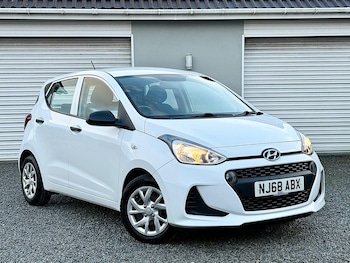 Used Hyundai i10 2018 for sale - 76823988: Photo