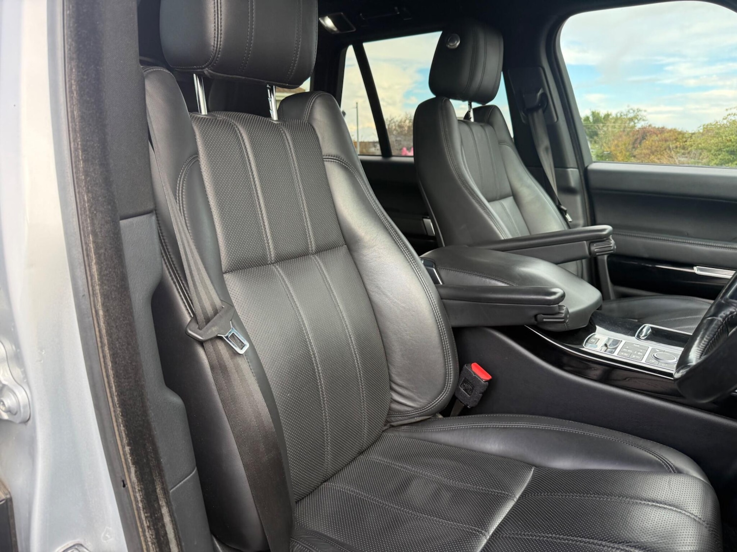 Used Land Rover Range Rover for sale - 76993849: Photo 32