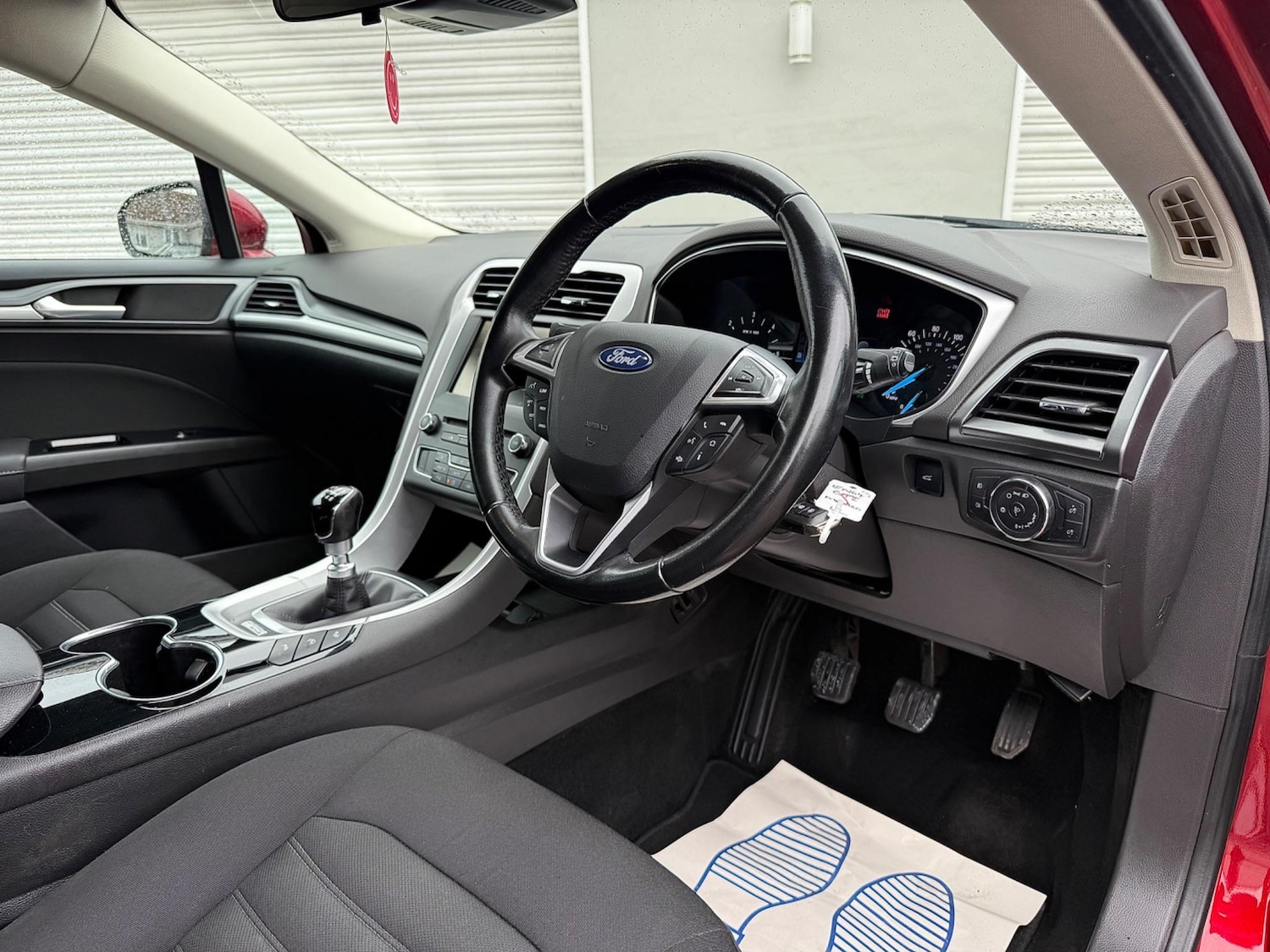 Used Ford Mondeo 2015 for sale - 76608178: Photo 26