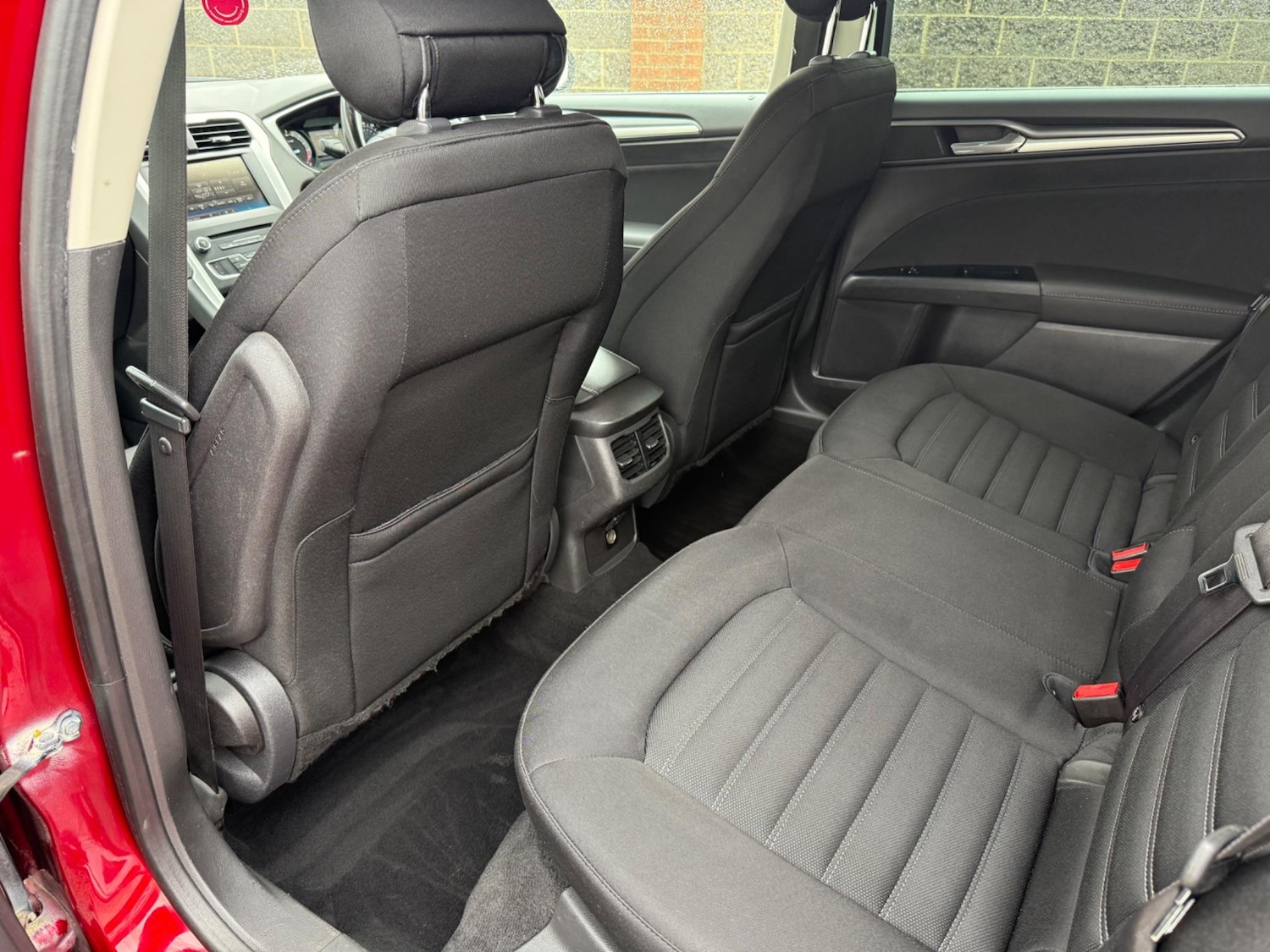 Used Ford Mondeo 2015 for sale - 76608178: Photo 33