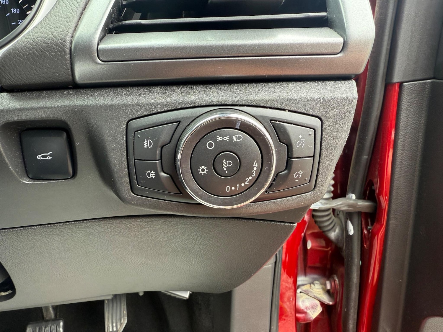 Used Ford Mondeo 2015 for sale - 76608178: Photo 45