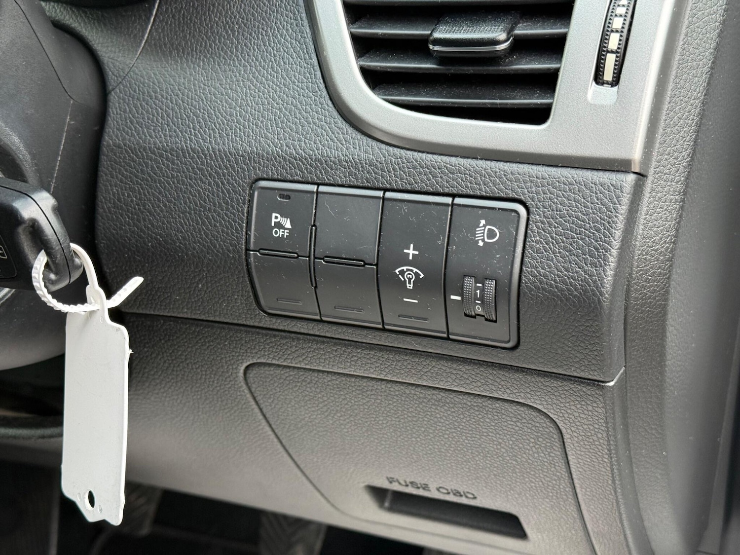 Used Hyundai i30 2014 for sale - 77478537: Photo 51