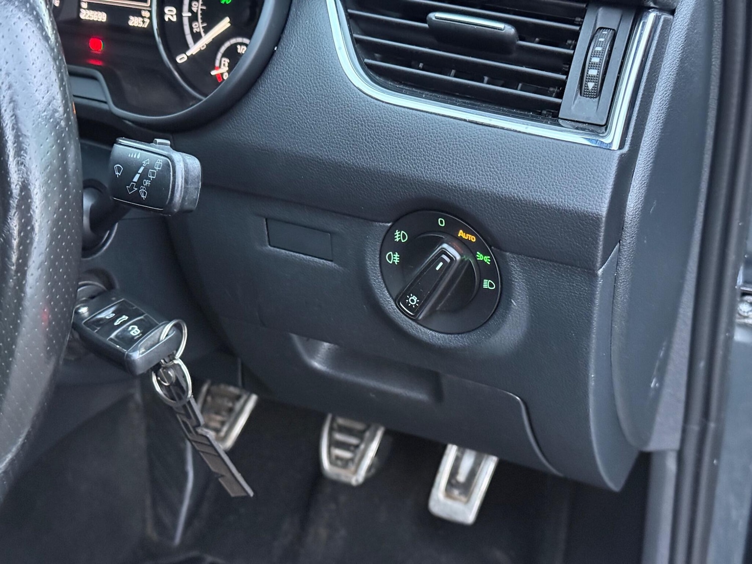 Used Skoda Octavia 2014 for sale - 77191360: Photo 47