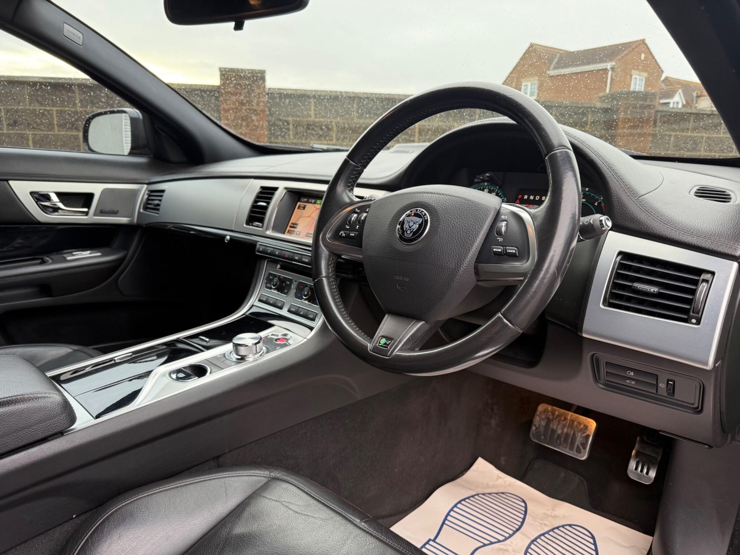 Used Jaguar XF 2015 for sale - 76613376: Photo 23