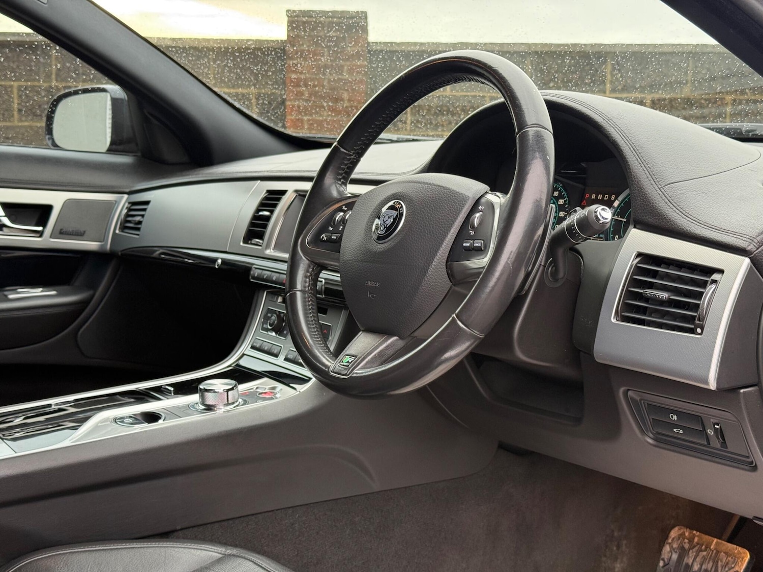 Used Jaguar XF 2015 for sale - 76613376: Photo 24