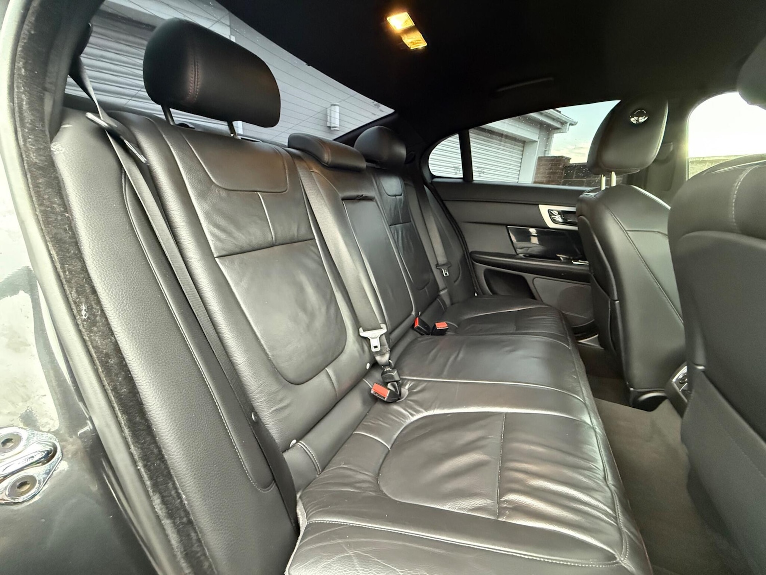 Used Jaguar XF 2015 for sale - 76613376: Photo 28