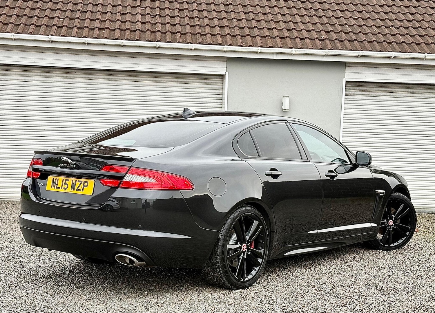 Used Jaguar XF 2015 for sale - 76613376: Photo 3