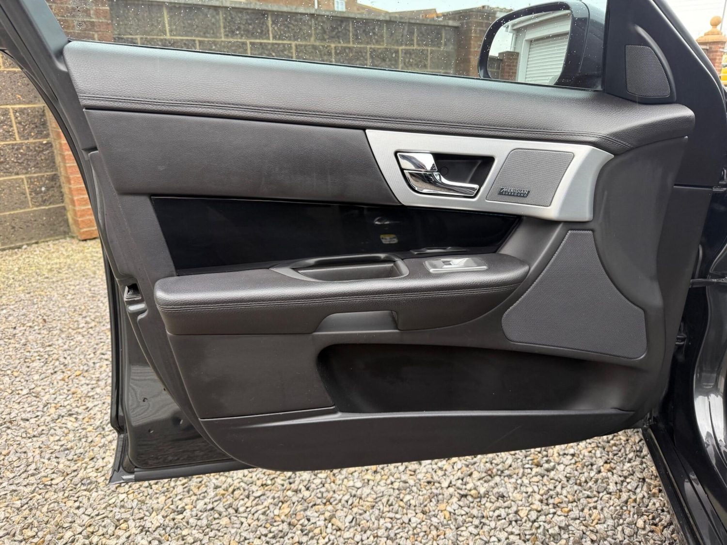 Used Jaguar XF 2015 for sale - 76613376: Photo 37