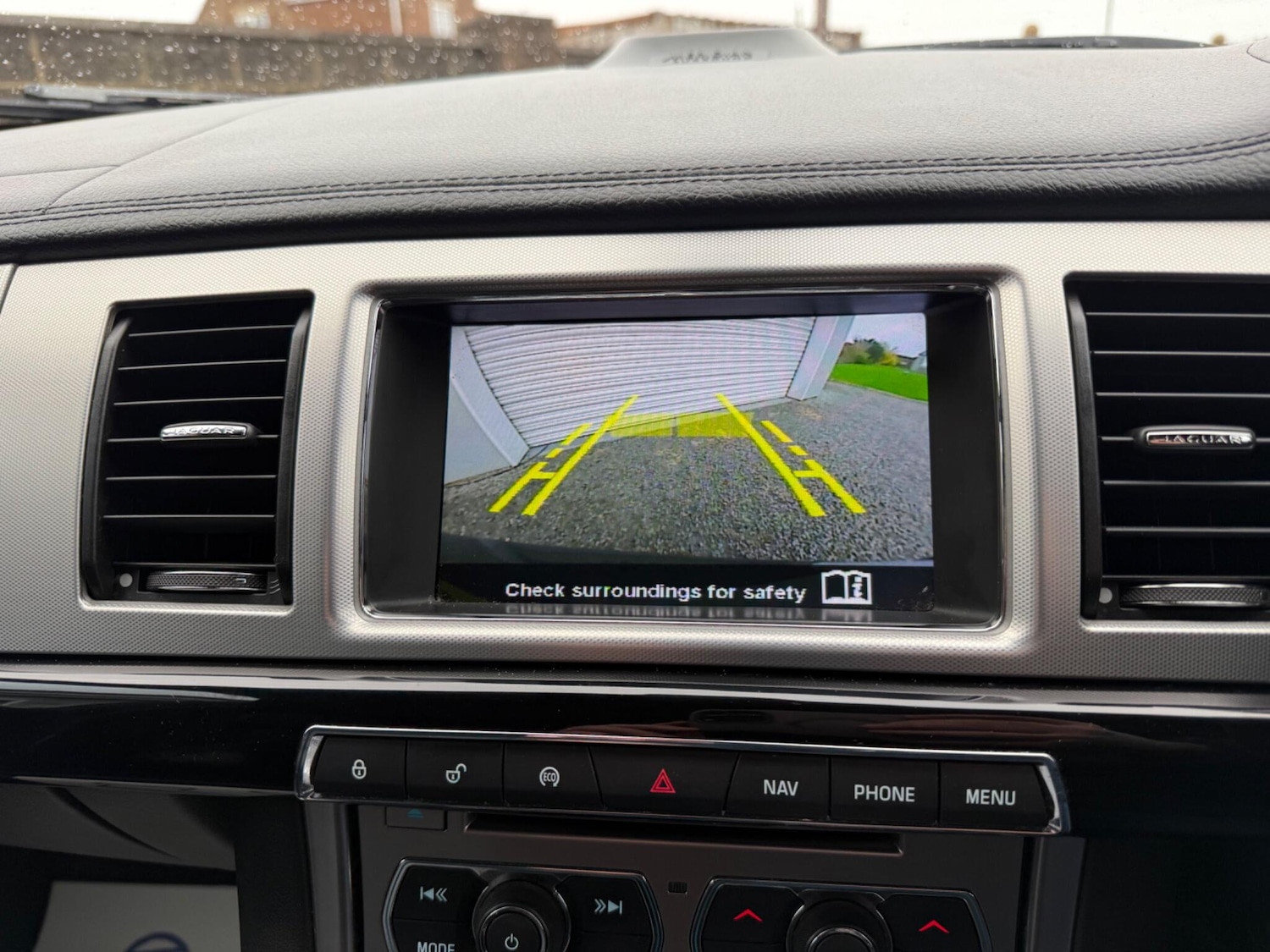 Used Jaguar XF 2015 for sale - 76613376: Photo 42