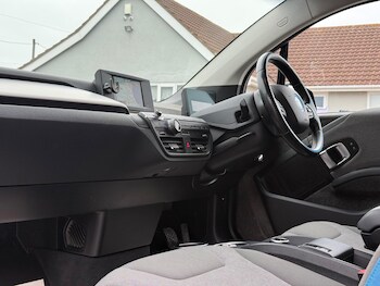 Used BMW i3 2016 for sale - 76996416: Photo