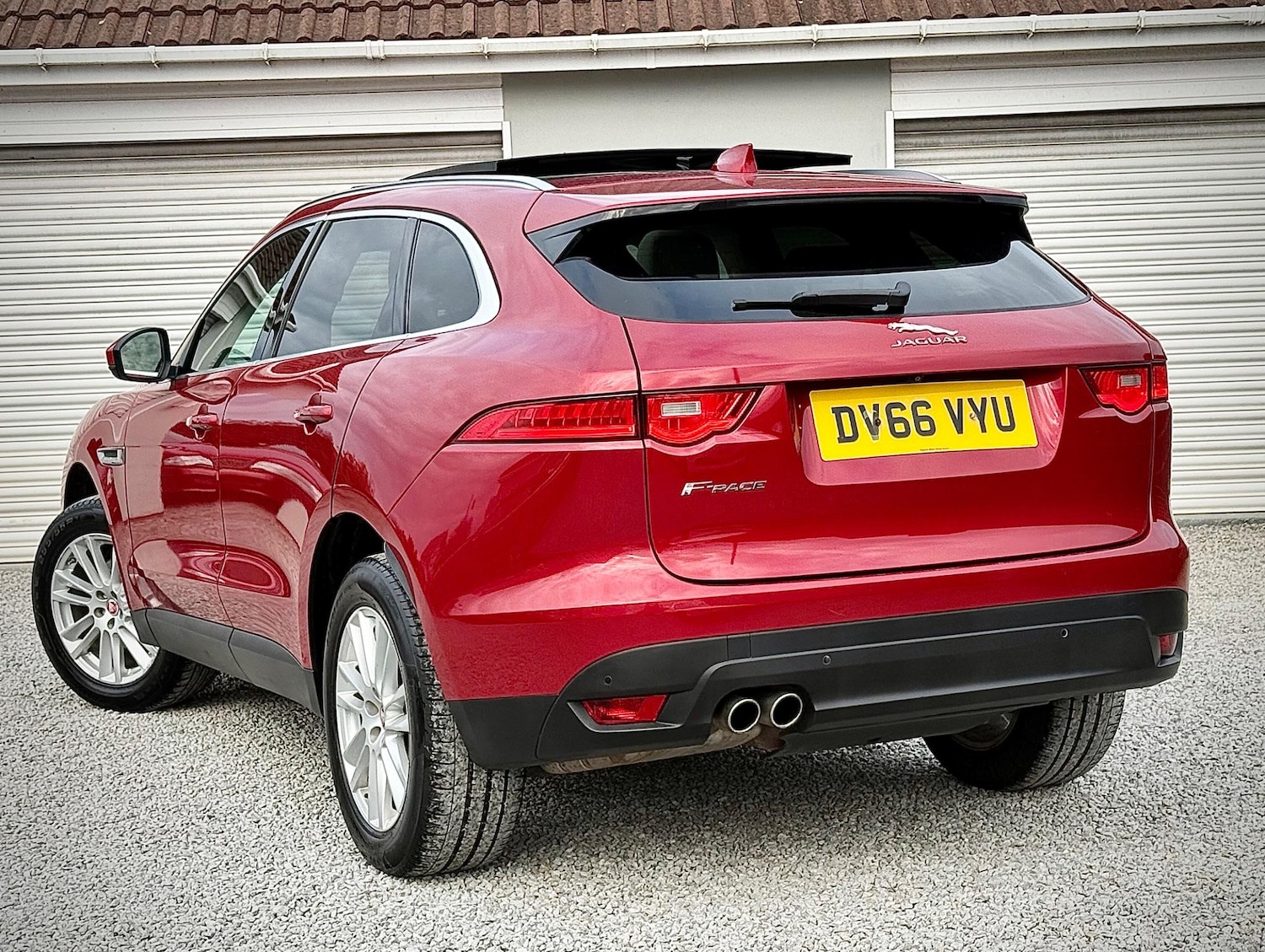 Used Jaguar F-Pace 2016 for sale - 76608552: Photo 13