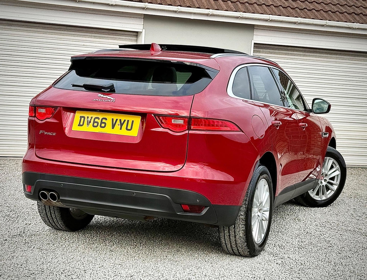 Used Jaguar F-Pace 2016 for sale - 76608552: Photo 17