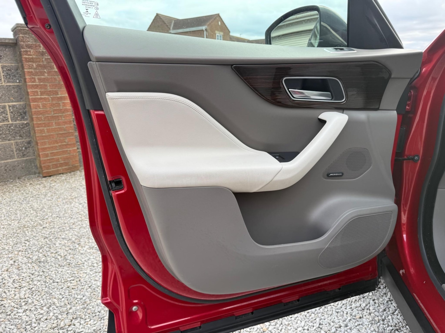 Used Jaguar F-Pace 2016 for sale - 76608552: Photo 36