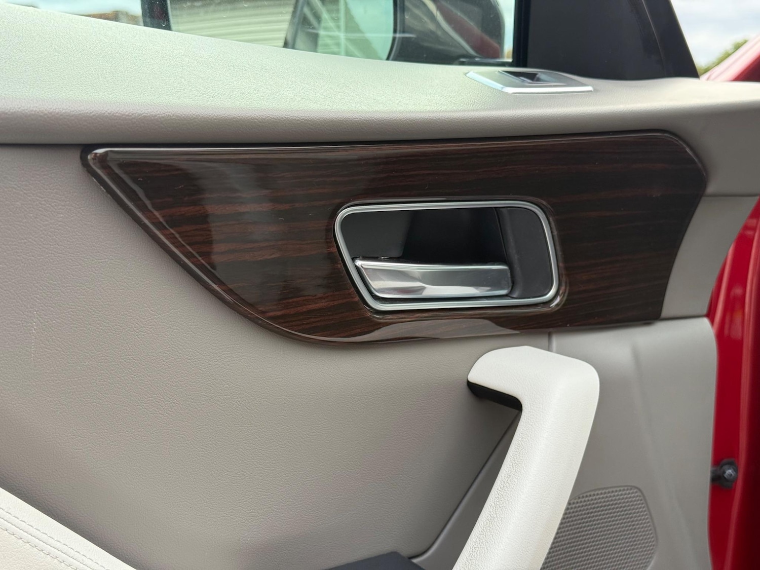 Used Jaguar F-Pace 2016 for sale - 76608552: Photo 54