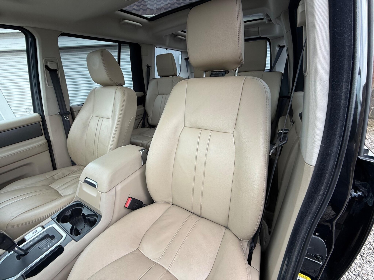 Used Land Rover Discovery 4 2009 for sale - 77597930: Photo 21